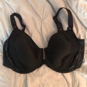 New with out tags elomi bra